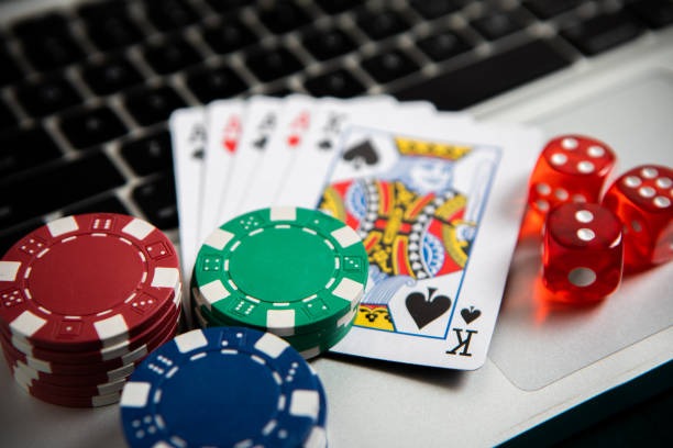 Live casino tables and sports betting dashboard on pkv pelangiqq